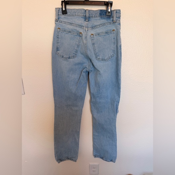 Abercrombie & Fitch The 90’s Straight Ultra High Rise 2 Short - Picture 4 of 4